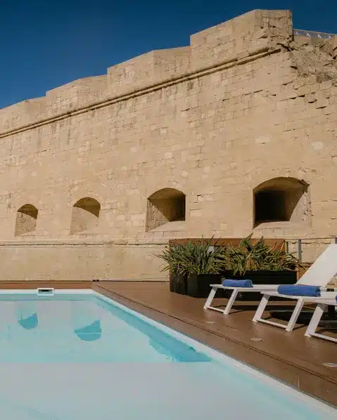 T-generic-01-cugo-gran-macina-malta-senglea-malta